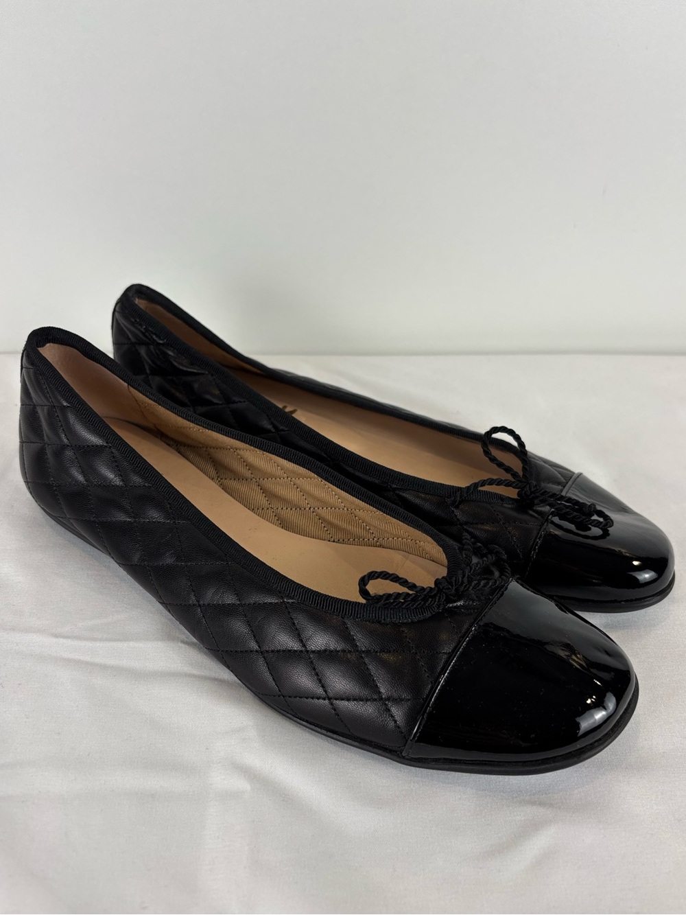 French Sole FS/NY Passport Ballet Flat Black Leather Cap Toe Bow sz 7.5 Quilted